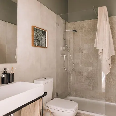 Ango - 1 Bedroom In Avenidas Novas Apartment